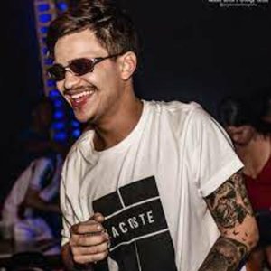 DESCE NA PALMADINHA (Explicit)