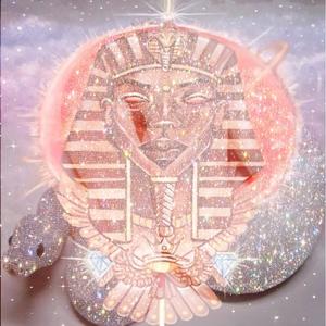 HolyWaterSippin (feat. NYLAH) (Explicit)