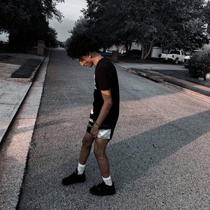 Insidious(feat. Hxnchodiors) (Explicit)