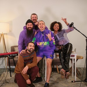 Feels Different [feat. Jaded Eye, Chrxstal Sarah & Fictitious Professor] (Live|Explicit)