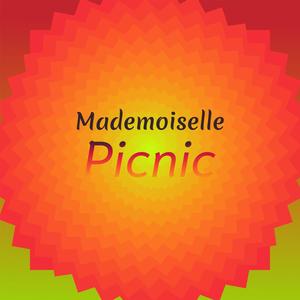 Mademoiselle Picnic