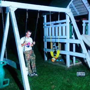 live laugh luv (feat. xtsy*) (Explicit)