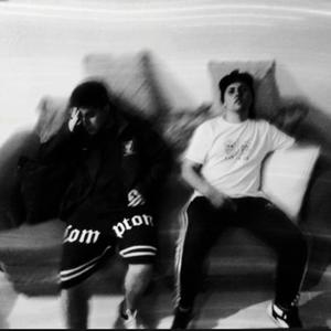 Ultimátum (feat. SanelliX) (Explicit)