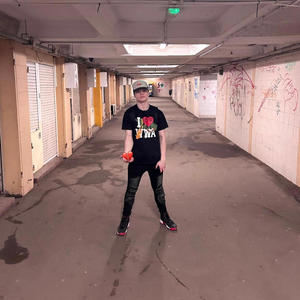 To nie jest love bombing (Explicit)