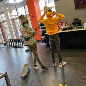 roo ++ (feat. MOODA) (Explicit)