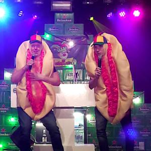 Maan op m'n kutje (feat. André Pronk)