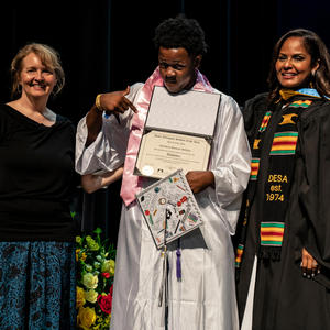 SHAKE YA TAIL FEATHER (feat. Cold Chris, Zo, Tryni & Aayden)