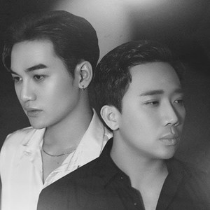 Liên Khúc Không Đủ Để Ở Lại