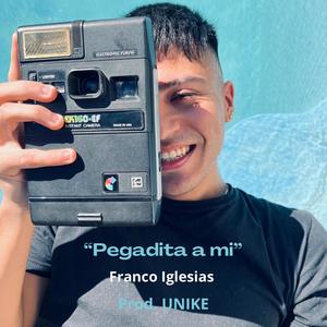 Pegadita a mi (feat. UNIKE)