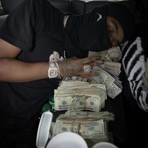 Opp Bitxh (feat. Meexh) (Explicit)