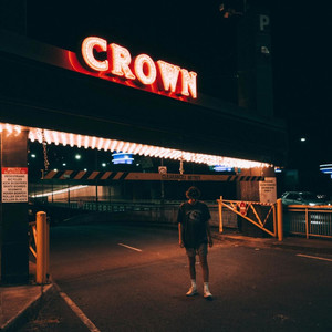 Street Crown