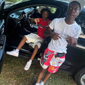 TWEAK (feat. Lil Deon) (Explicit)