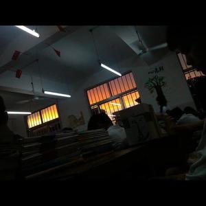 走下乡寻找哪有花香 Piano Ver