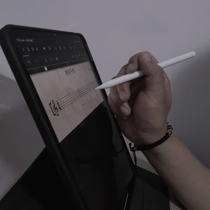 在最好的年纪拥有过你
