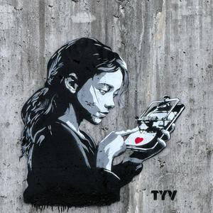 Svømme aleine (Explicit)