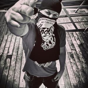 Jungla de asfalto (feat. Jackobo Hernandez & Pura Sangre) (Explicit)