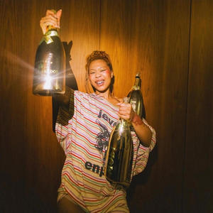 HUNNIDS (feat. Spacegodtroy & Jihan) (Explicit)