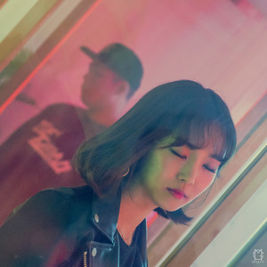 무던하게 (憨厚)