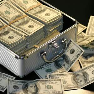 Missing (feat. Younghuztla400) (Explicit)