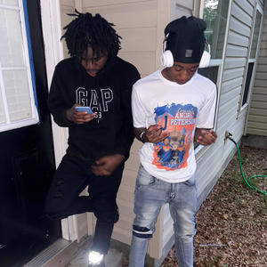 GreenLight (feat. TomTom3k) (Explicit)