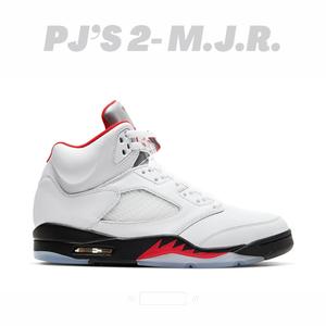 Exotic (feat. queen v)