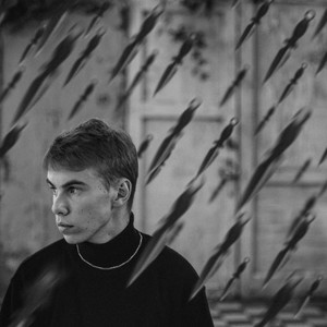 Два манекена