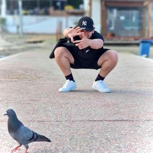 Love Me or Hate Me (Explicit)