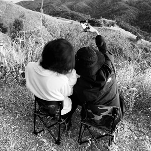 ช่วยกลับมากอดได้มั้ย (Explicit)