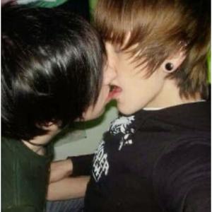 CUNTBREAKER (Explicit)