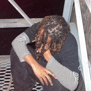 antiher0 (feat. xvvr) (Explicit)