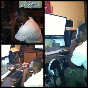 night tyme (feat. Corey Royalty) (Explicit)