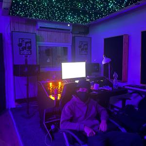 Hood Melody (feat. SIlver) (Explicit)