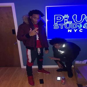 Gunnaz (feat. Spazz Drilly, Dthang Gz & T Dot) (Explicit)