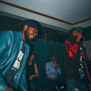 DIFFERENT GENS (feat. 3M Djayy) (Explicit)