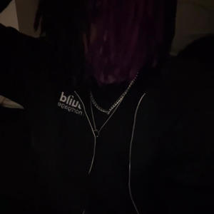 Help me runaway (Explicit)