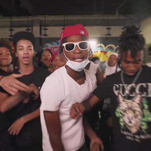 Thug (feat. Say Drilly, E wuu & LA) (Explicit)