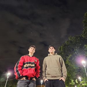 MI VALOR (feat. Huizzic) (Explicit)