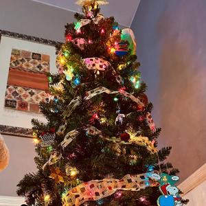 Christmas Time (feat. Riley Manfredi)