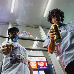 Hunger Games (feat. Markas, Brixxisking, Yaeknows & SantanaMustDie) (Explicit)