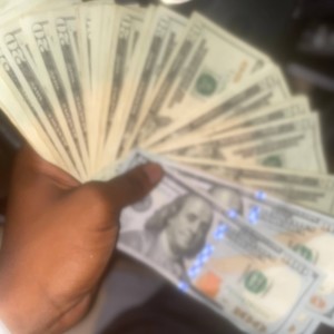 Through the storm (Explicit)