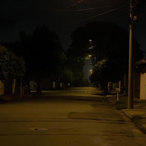 Mxxly - NEED SUM MO (feat. J Twïzz & Licketyyy) (Explicit)