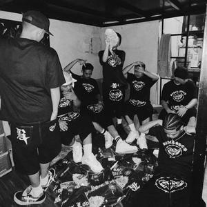 NEUTRON (feat. Eldi) (Explicit)