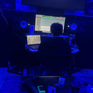 Famous Ocean (Explicit)