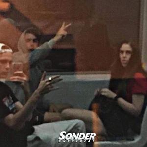 4 DAYS IN THE TRAP (feat. Huskii) (Explicit)