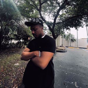 Stay out the way (Explicit)