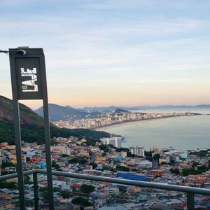 Mtg Joga pra tropa que te maceta (feat. Levirk Aiken) (Explicit)