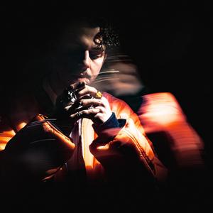 Mains Liées (Explicit)