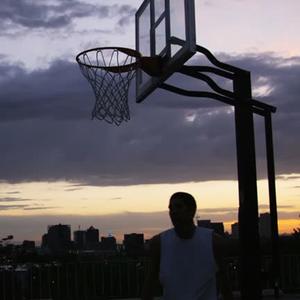 Lebron (feat. Taipan Haze) (Explicit)