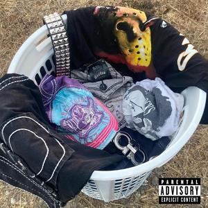 laundry basket (Explicit)