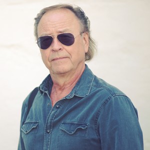 Looking Forward (Live)